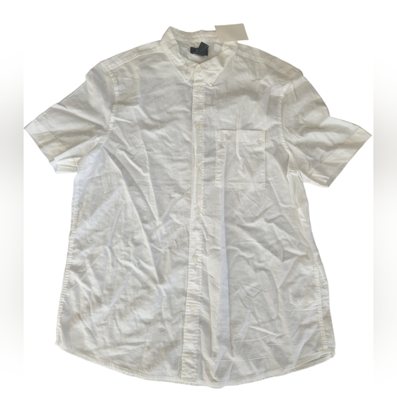 White H&M button up short sleeve - Picture 1 of 12